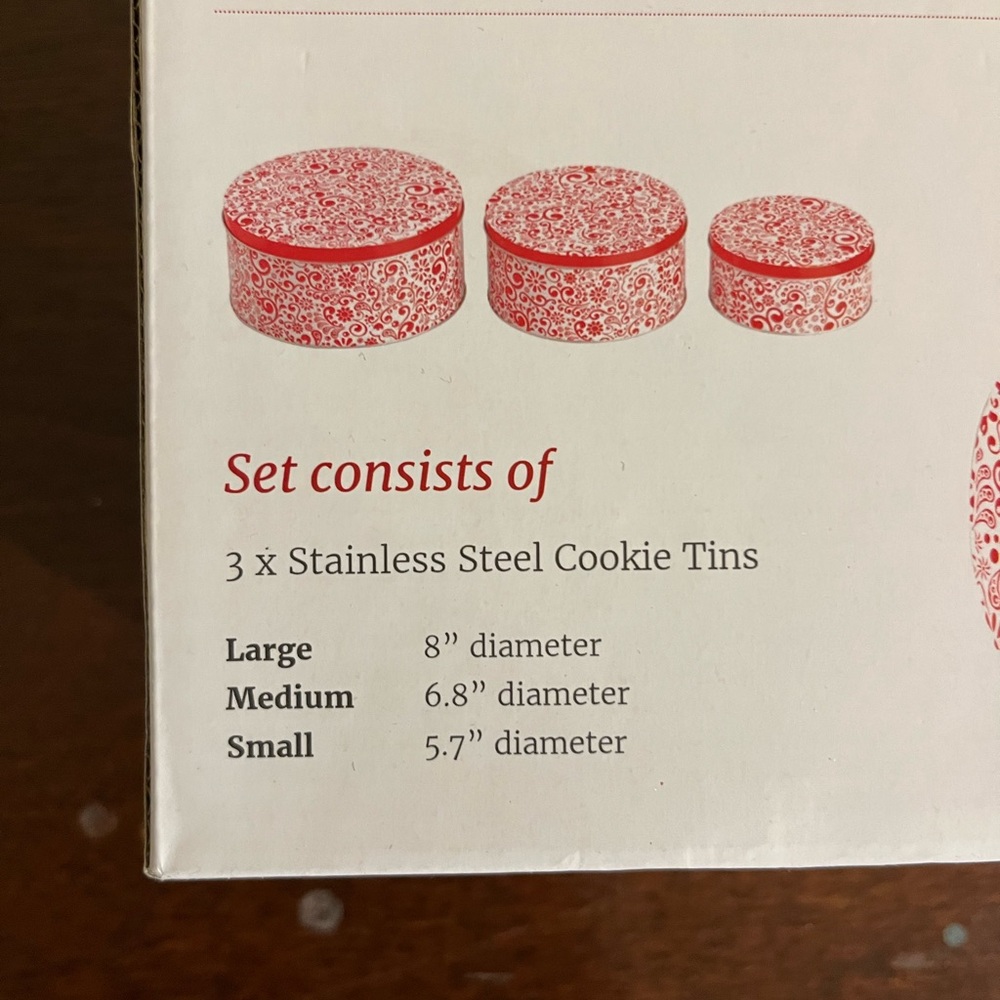 Star pack Fancy  Set of Three Cookie Tins - Picture 4 of 4